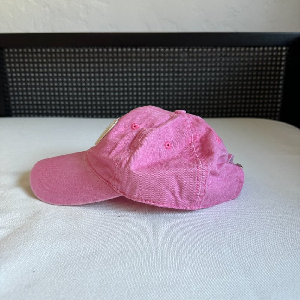 🩷 NWOT DeliVUry by Jessica Vu Shy Bear Pink Baseball Cap - Picture 4 of 4